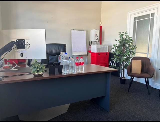 OFFICE PROPERTY TO RENT IN SOMERSET WEST CENTRAL